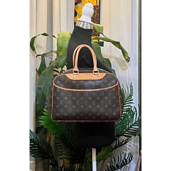✺✺ AUTHENTIC LOUIS VUITTON MONOGRAM DEAUVILLE HANDBAG✺✺ - Picture 14 of 14
